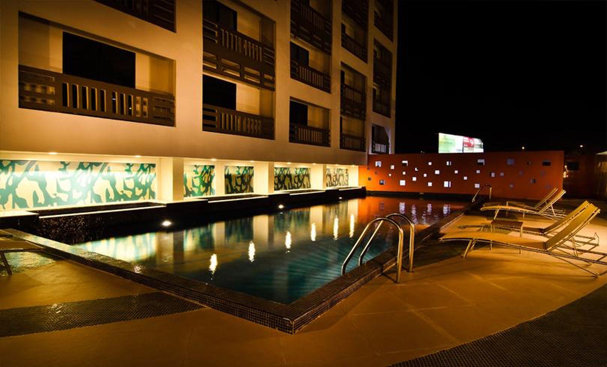 Maple Hotel Bangkok Esterno foto