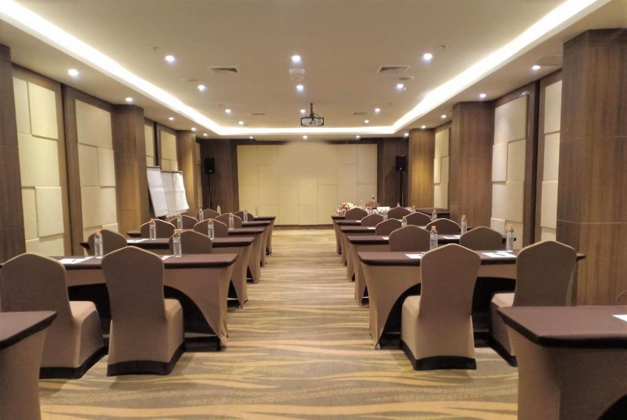 Maple Hotel Bangkok Esterno foto
