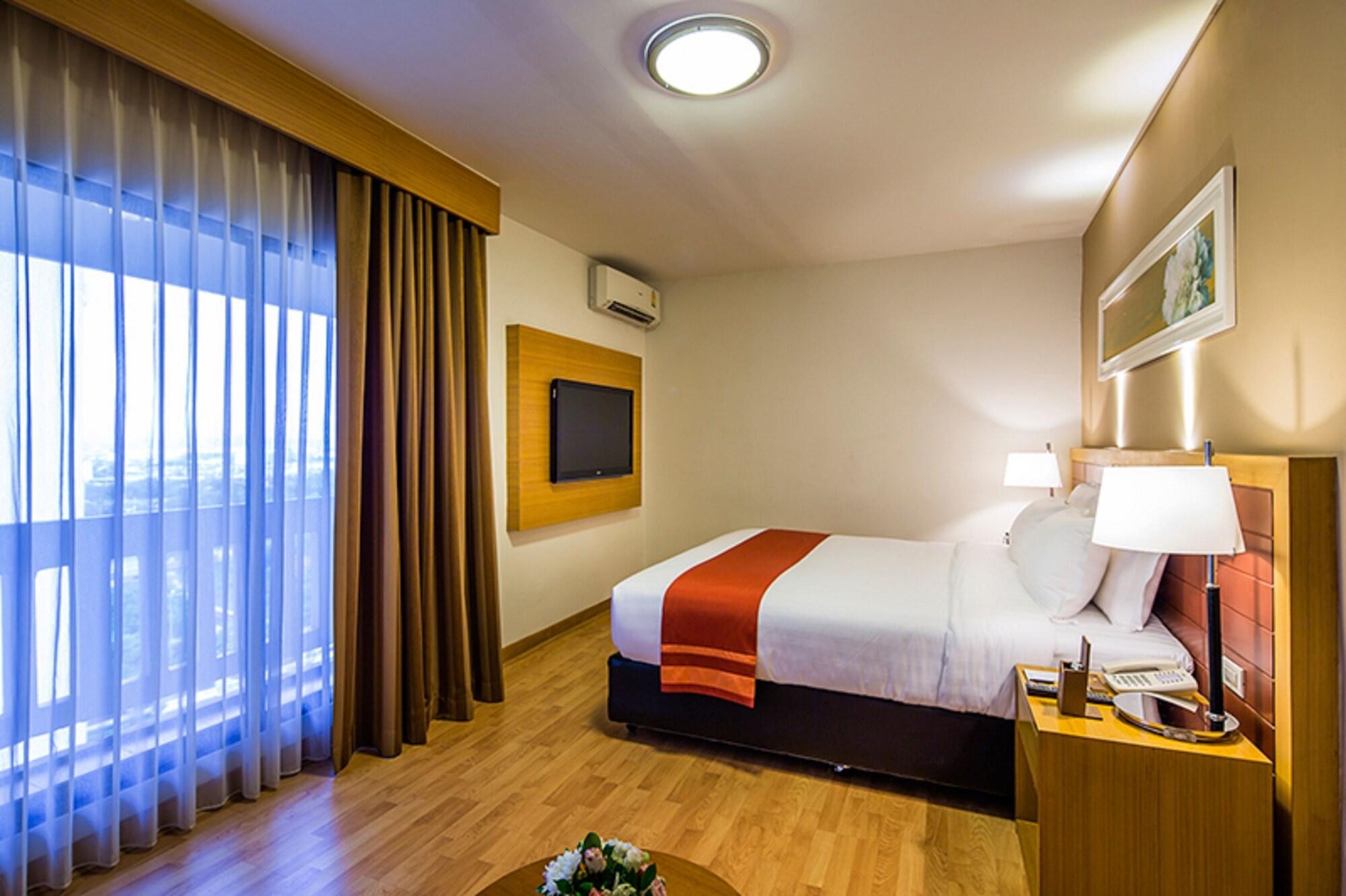 Maple Hotel Bangkok Esterno foto